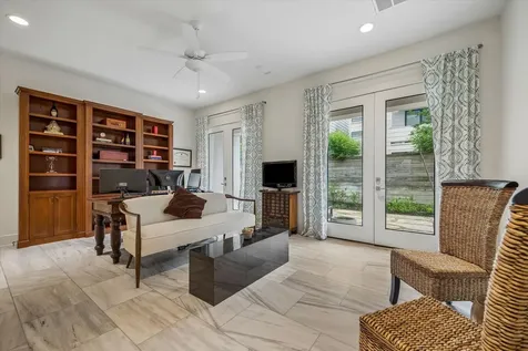 1526 Vermont Street Houston TX 77006