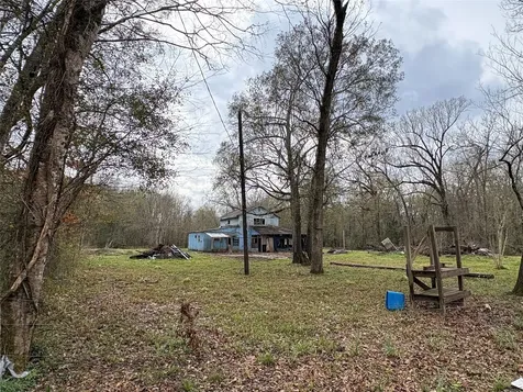10 Neuman Street Coldspring TX 77331