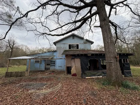 10 Neuman Street Coldspring TX 77331