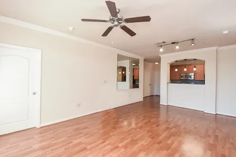 1711 Old Spanish Trail 217 Houston TX 77054