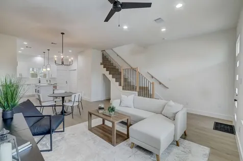 1211 Dewalt Street Houston TX 77088