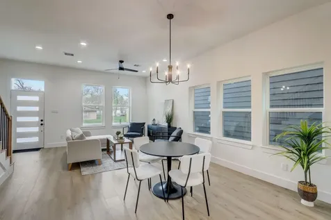 1211 Dewalt Street Houston TX 77088