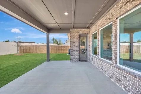 1926 El Pino Street Montgomery TX 77316