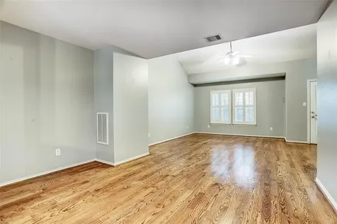 934 E Heights Hollow Lane Houston TX 77007