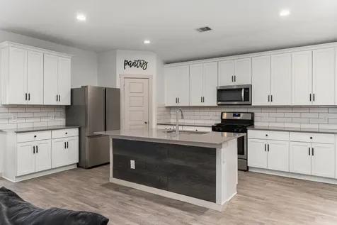1803 Rolling Hill Lane Richmond TX 77469