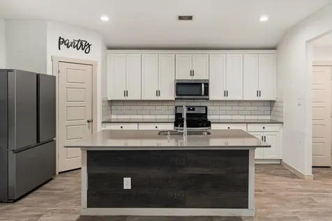 1803 Rolling Hill Lane Richmond TX 77469