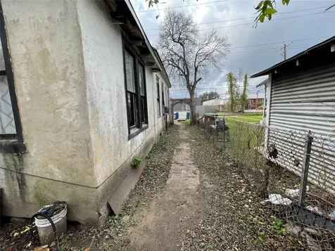 2809 Engelke Street Houston TX 77003