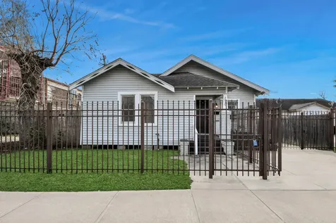 2820 Holman Street Houston TX 77004