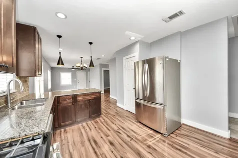 2820 Holman Street Houston TX 77004