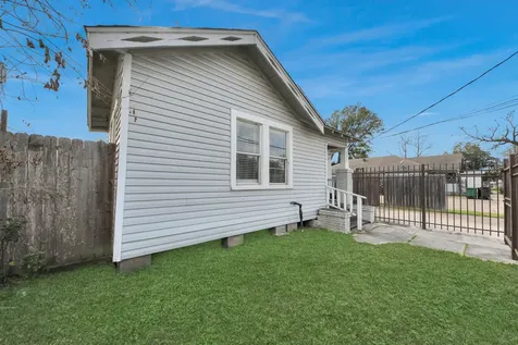 2820 Holman Street Houston TX 77004