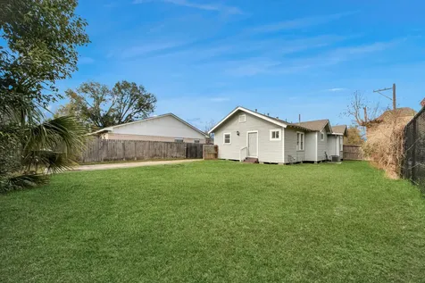 2820 Holman Street Houston TX 77004