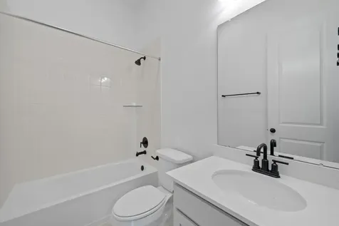 4122 Silver Falls Lane League City TX 77573