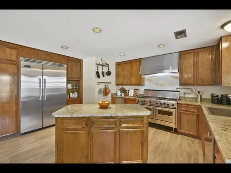 2204 Airline Drive Friendswood TX 77546