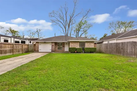 2634 Newman Street Liberty TX 77575