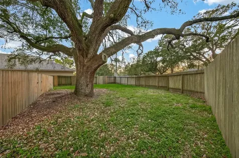 13 N Heritage Oaks Drive Texas City TX 77591