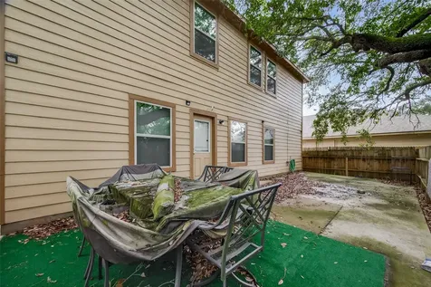13 N Heritage Oaks Drive Texas City TX 77591