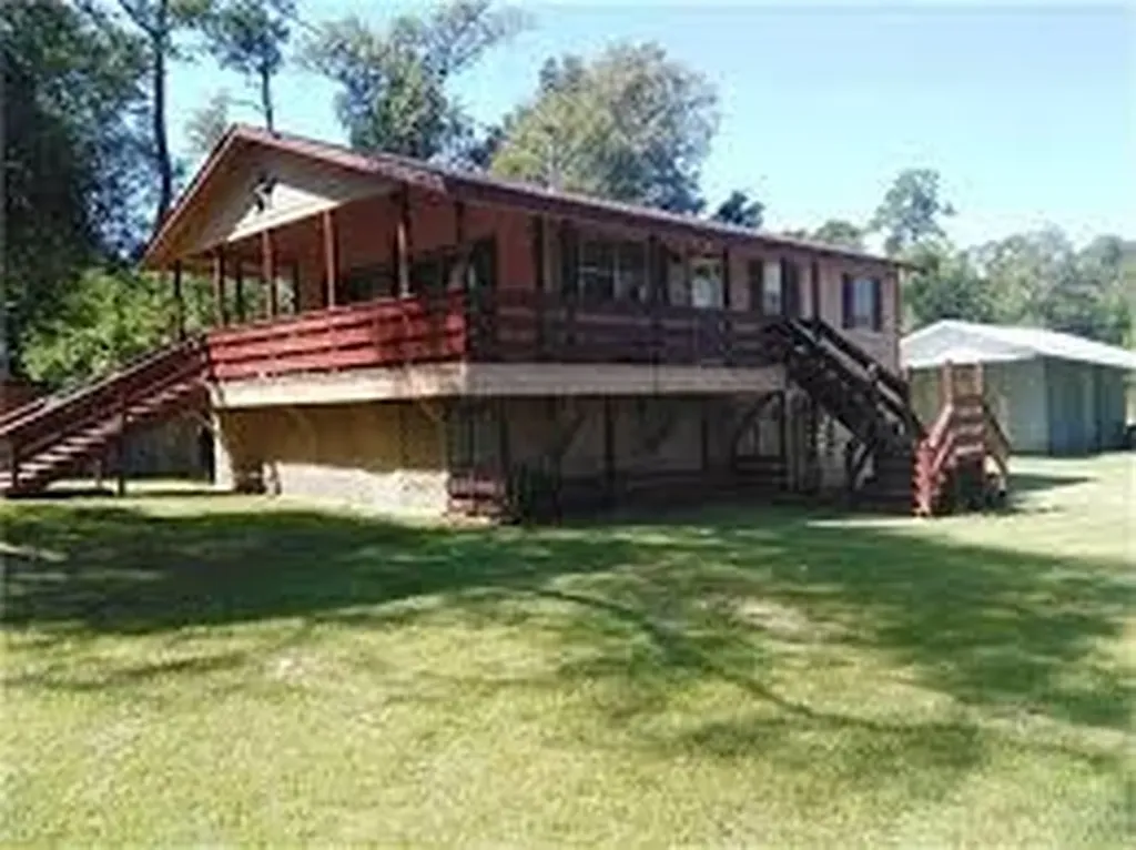 61 Hooker Lane Shepherd TX 77371