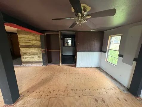 61 Hooker Lane Shepherd TX 77371
