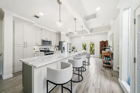 5956 Woodway Place Court Houston TX 77057