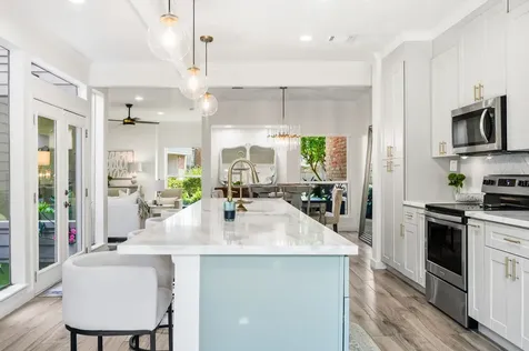 5956 Woodway Place Court Houston TX 77057