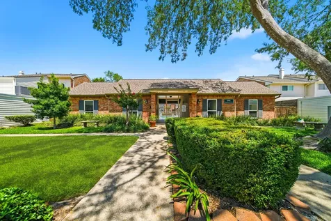 5956 Woodway Place Court Houston TX 77057