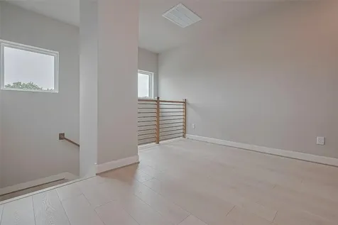 8933 Grovner Place Houston TX 77055