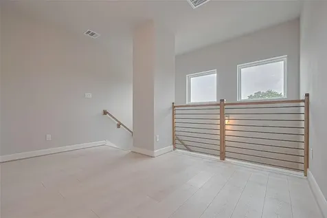 8933 Grovner Place Houston TX 77055