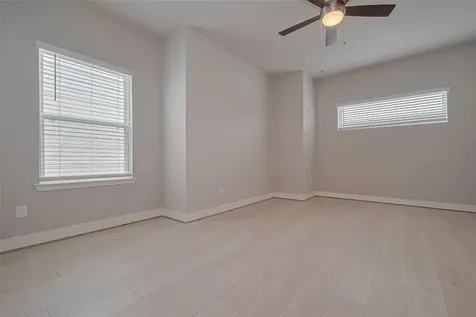 8933 Grovner Place Houston TX 77055