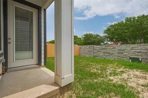 8933 Grovner Place Houston TX 77055