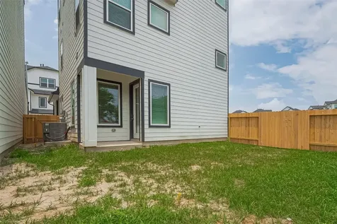 8933 Grovner Place Houston TX 77055
