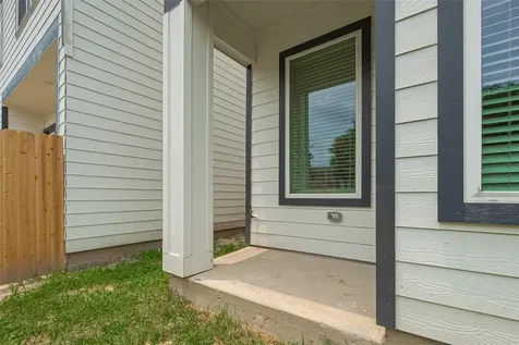 8933 Grovner Place Houston TX 77055