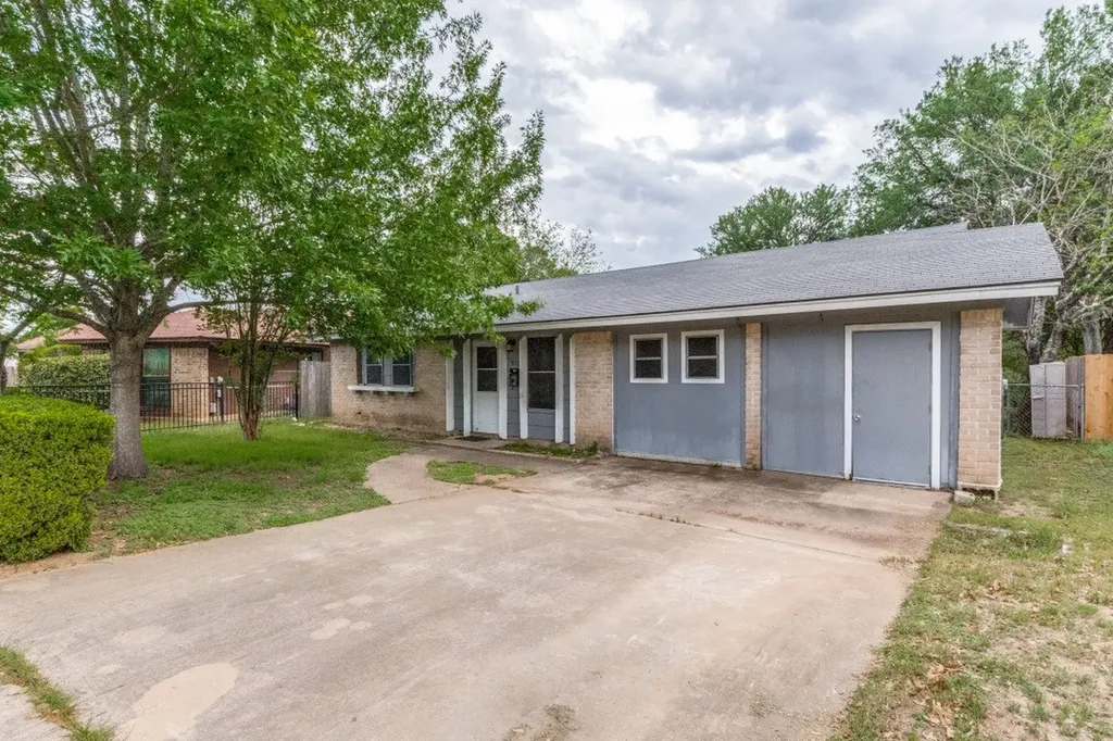 5111 Meadow Creek Drive Austin TX 78745