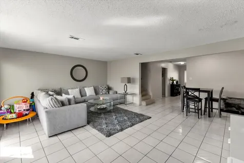 1846 Hollister Street 4 Houston TX 77080