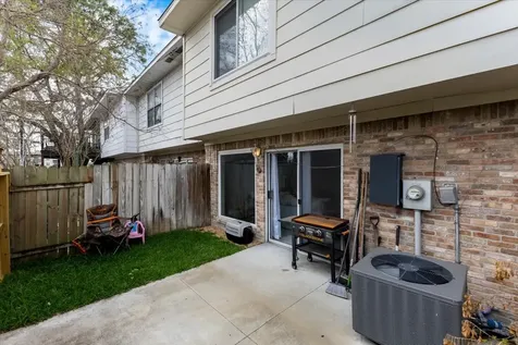 1846 Hollister Street 4 Houston TX 77080