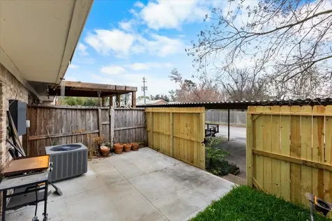 1846 Hollister Street 4 Houston TX 77080