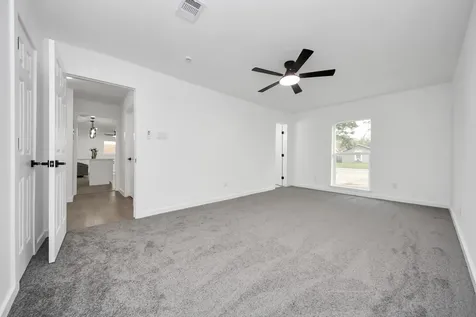 101 Talisman Street Lake Jackson TX 77566