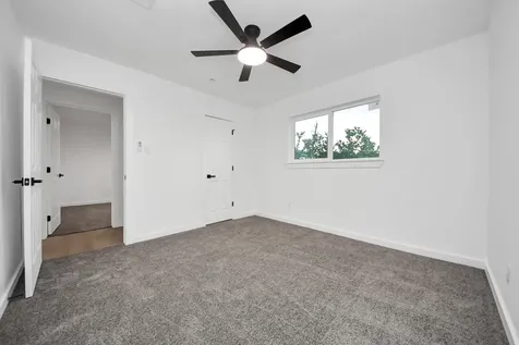 101 Talisman Street Lake Jackson TX 77566
