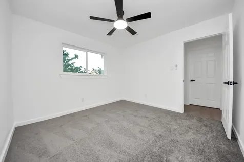 101 Talisman Street Lake Jackson TX 77566