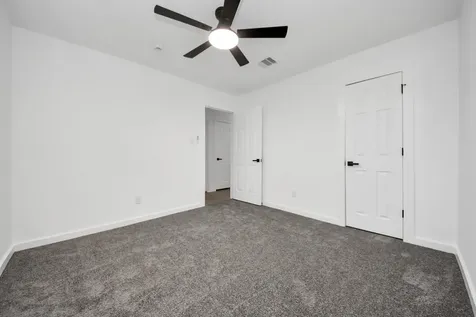 101 Talisman Street Lake Jackson TX 77566