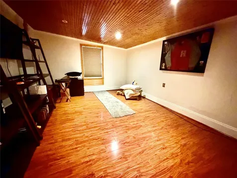 2609 Bevis Street Houston TX 77008