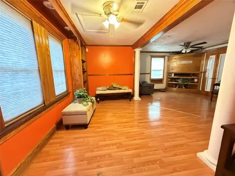 2609 Bevis Street Houston TX 77008
