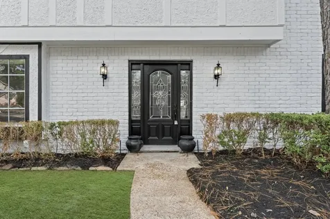 1123 Suwanee Lane Houston TX 77090