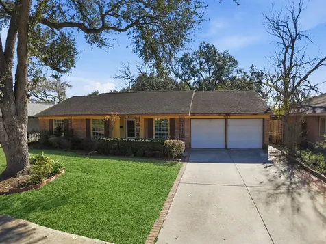 5619 Duxbury Street Houston TX 77035