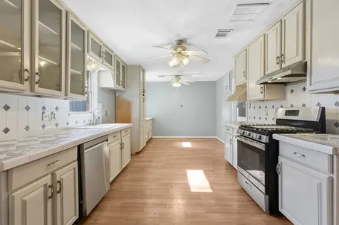 5619 Duxbury Street Houston TX 77035