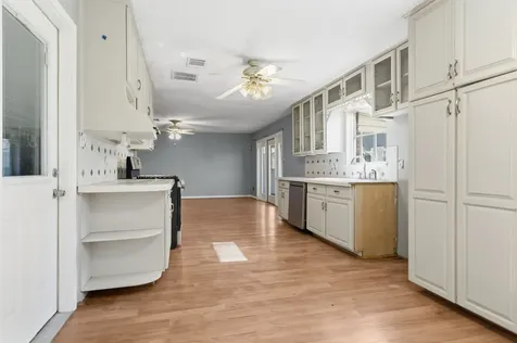 5619 Duxbury Street Houston TX 77035