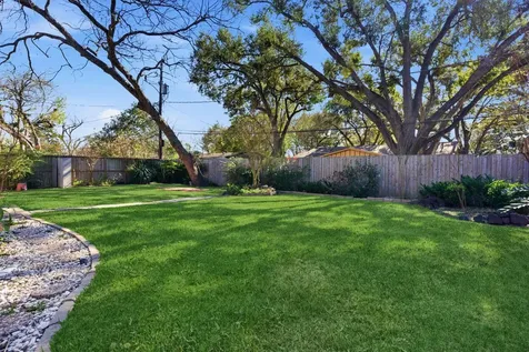 5619 Duxbury Street Houston TX 77035