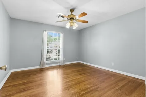 5619 Duxbury Street Houston TX 77035