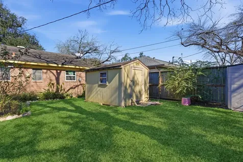 5619 Duxbury Street Houston TX 77035