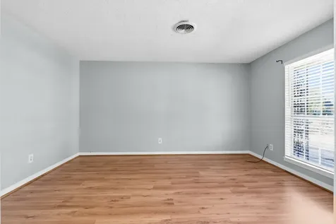 5619 Duxbury Street Houston TX 77035