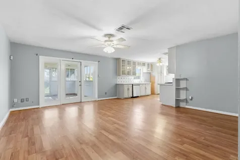 5619 Duxbury Street Houston TX 77035
